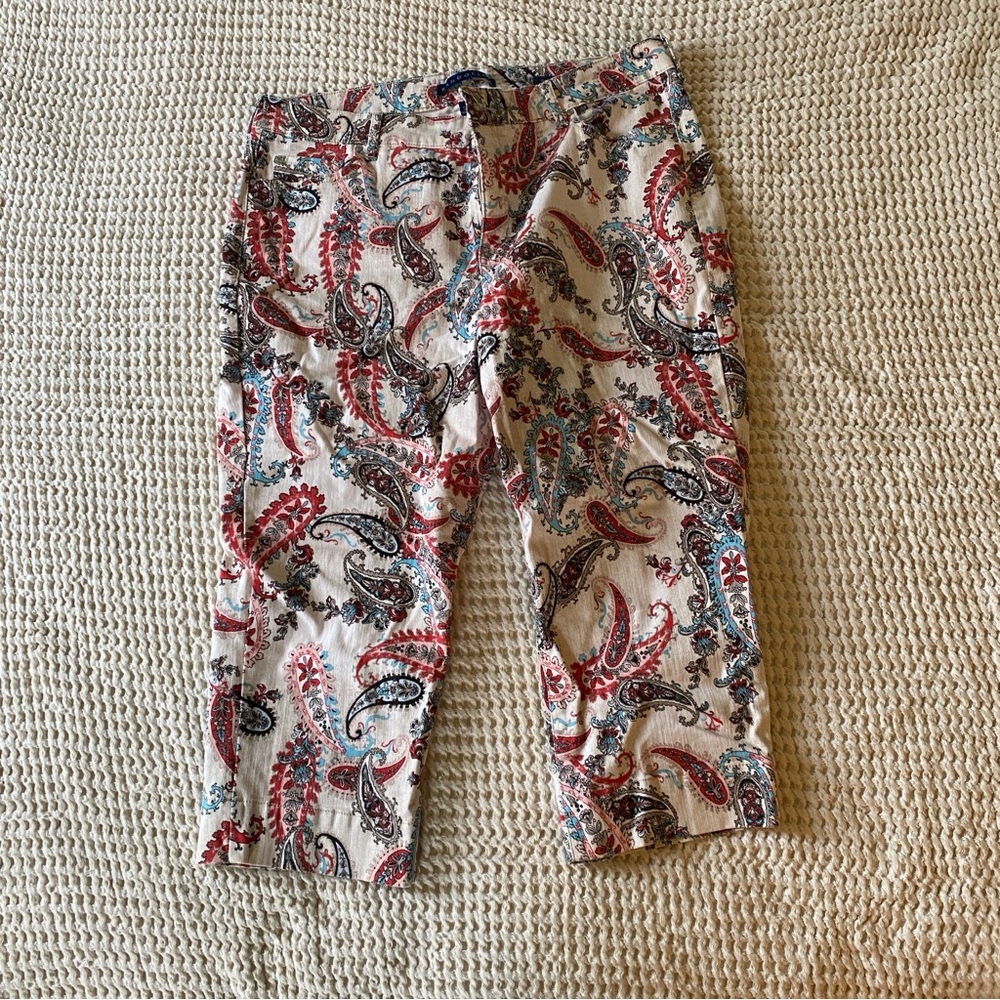 Bandolino Mandie 16W Paisley Print Red and Blue Casual Capris